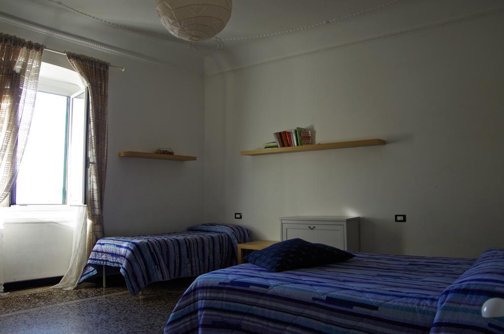 B&B Il Blu Di Genova Luaran gambar