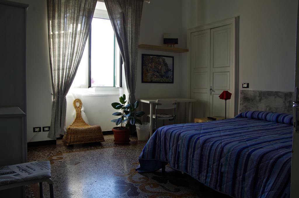 B&B Il Blu Di Genova Bilik gambar